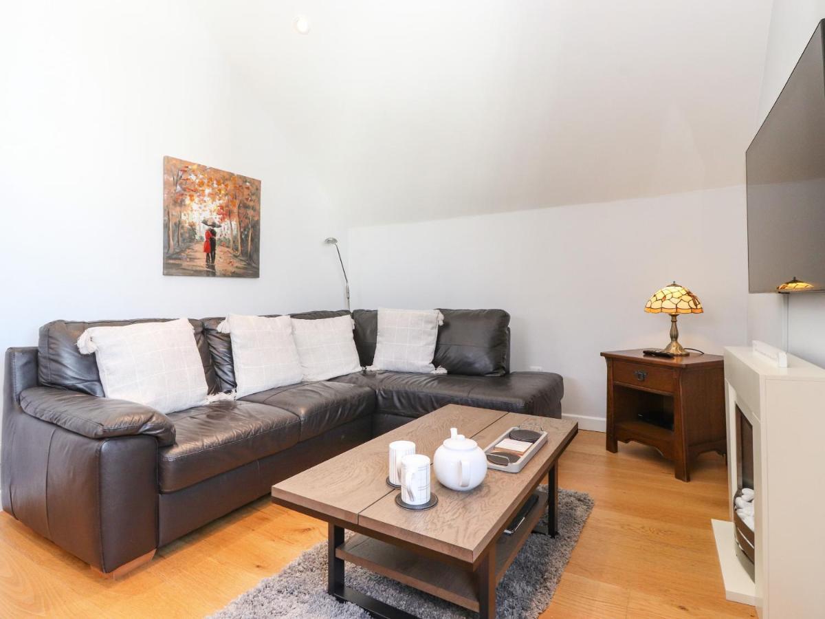 Sky View Villa Keswick  Bagian luar foto